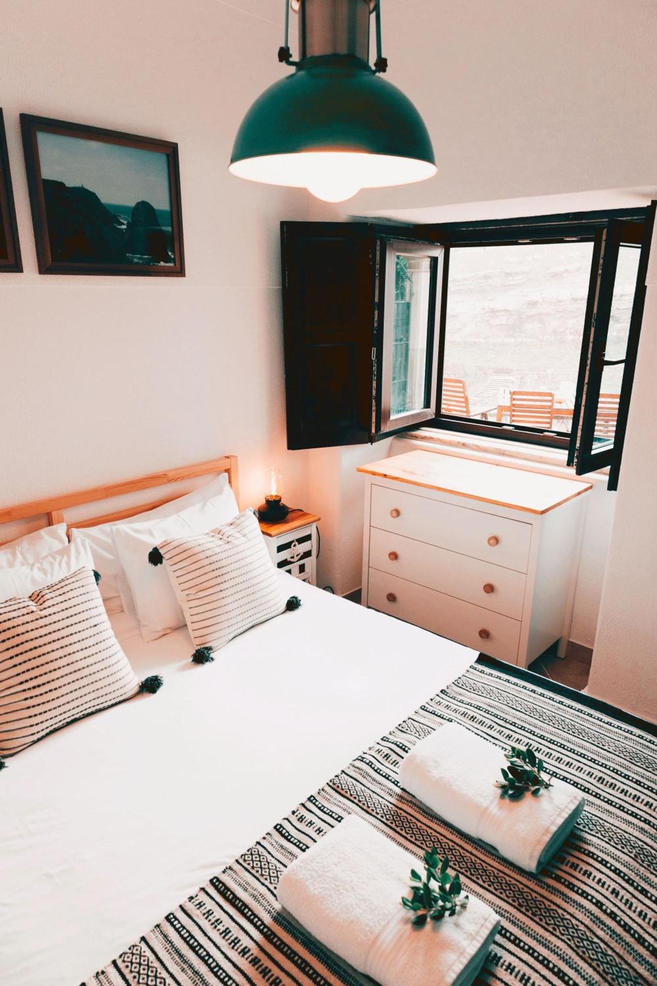 Um Lugar Ao Sol Beach House Azenhas Do Mar Синтра Екстериор снимка